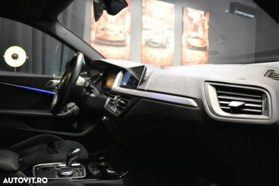 BMW Seria 2 220d AT — fotografia 11