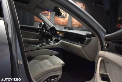 Porsche Panamera 4 — photo 9