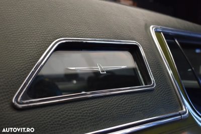 Ford Thunderbird — fotografia 18