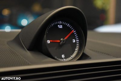 Porsche Panamera 4 — photo 20