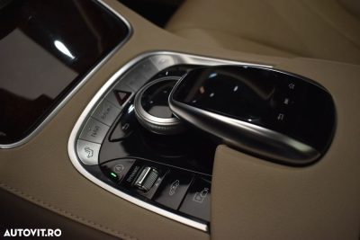 Mercedes-Benz S 560 4MATIC Long Aut. — fotografia 17