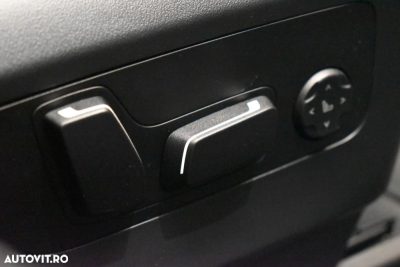 BMW Seria 5 520d Aut. — fotografia 28