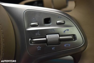 Mercedes-Benz S 560 4MATIC Long Aut. — fotografia 13