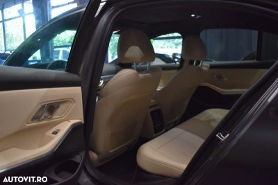 BMW Seria 3 330i Aut. Sport Line — photo 11
