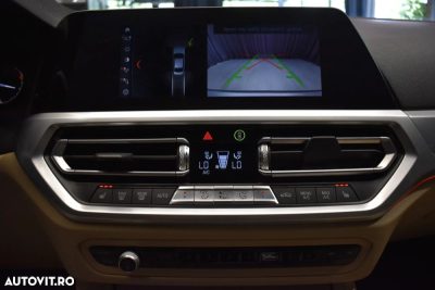 BMW Seria 3 330i Aut. Sport Line — photo 21