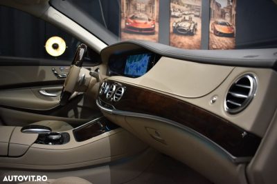 Mercedes-Benz S 560 4MATIC Long Aut. — fotografia 10