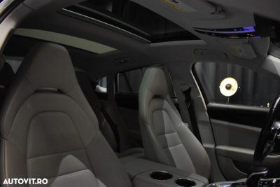 Porsche Panamera 4 — photo 12