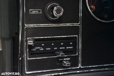Ford Thunderbird — fotografia 11