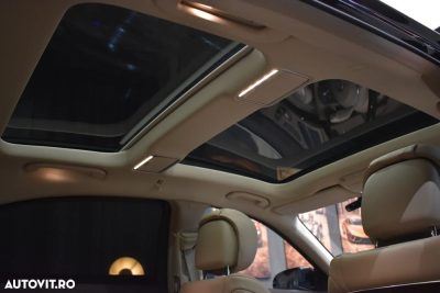 Mercedes-Benz S 560 4MATIC Long Aut. — fotografia 31