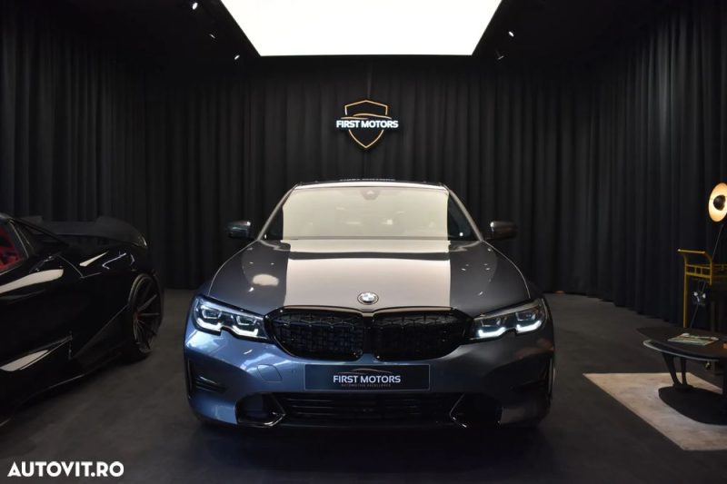 BMW Seria 3 330i Aut. Sport Line