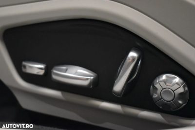 Porsche Panamera 4 — photo 24