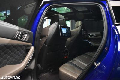 BMW X6 M — fotografia 12