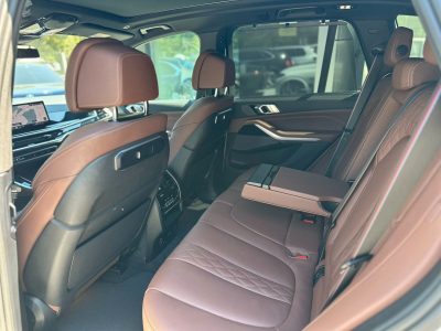 BMW X5 50 e xDrive M Sport — fotografia 20