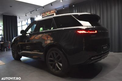 Land Rover Range Rover Sport 3.0 I6 D300 MHEV Dynamic SE — photo 4