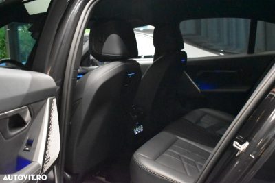 BMW Seria 5 520d Aut. — fotografia 11