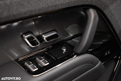 Land Rover Range Rover Sport 3.0 I6 D300 MHEV Dynamic SE — photo 22