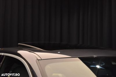 BMW Seria 3 330i Aut. Sport Line — photo 14