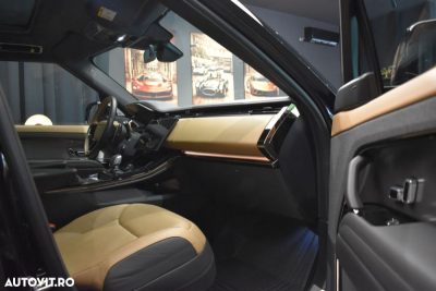 Land Rover Range Rover Sport 3.0 I6 D300 MHEV Dynamic SE — photo 9