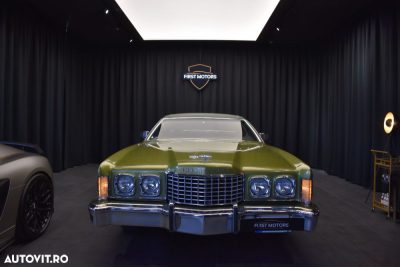 Ford Thunderbird — fotografia 1