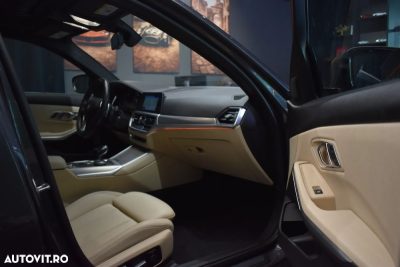 BMW Seria 3 330i Aut. Sport Line — photo 9