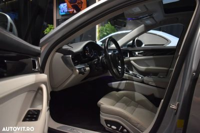 Porsche Panamera 4 — photo 7