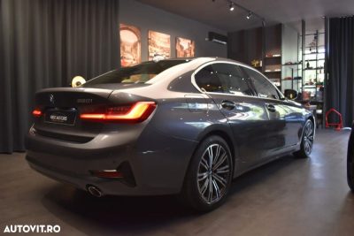 BMW Seria 3 330i Aut. Sport Line — photo 5
