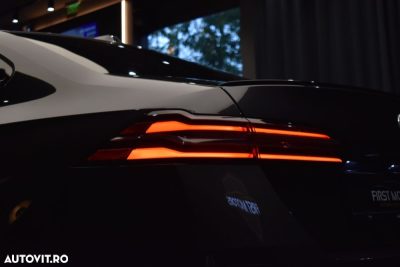 BMW Seria 5 520d Aut. — fotografia 32