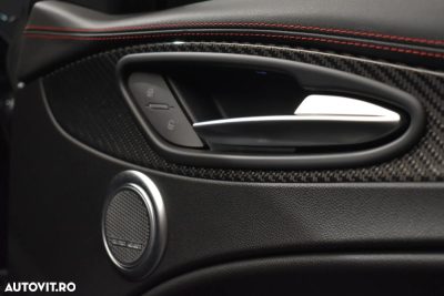 Alfa Romeo Stelvio 2.9 V6 Turbo AWD AT8 Quadrifoglio — fotografia 17
