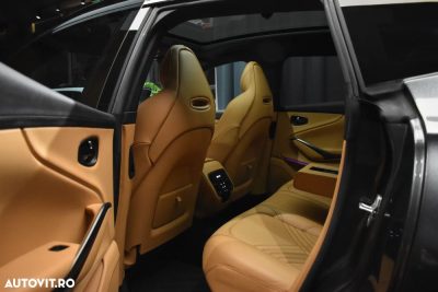 Aston Martin DBX — fotografia 5
