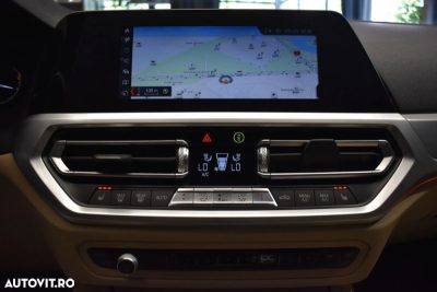 BMW Seria 3 330i Aut. Sport Line — photo 20