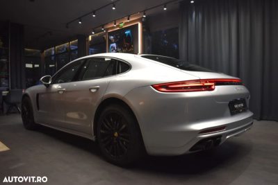Porsche Panamera 4 — photo 4