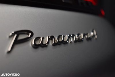 Porsche Panamera 4 — photo 22